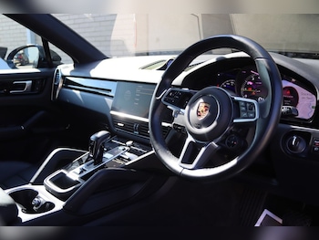 Used Porsche Cayenne 2022 for sale - 79089931: Photo