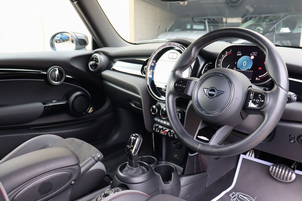 Used MINI Hatch 2023 for sale - 75877073: Photo 2