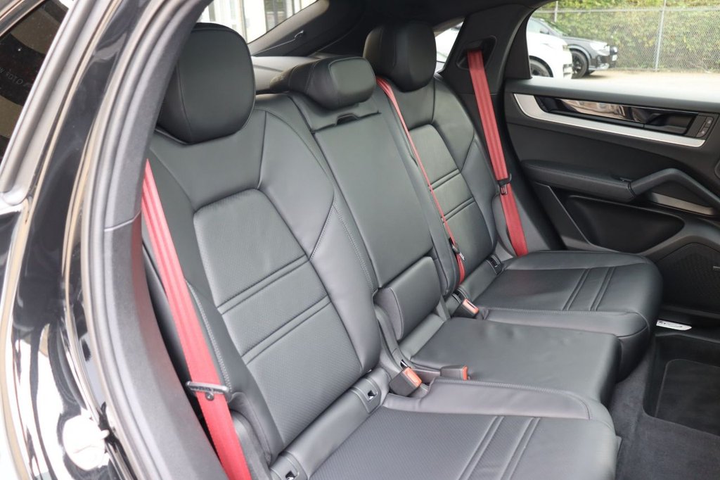 Used Porsche Cayenne 2023 for sale - 76751273: Photo 5