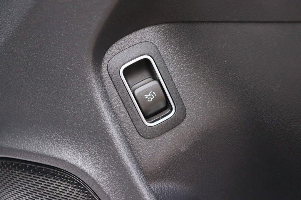 Used Mercedes-Benz CLA 2023 for sale - 76386675: Photo 22