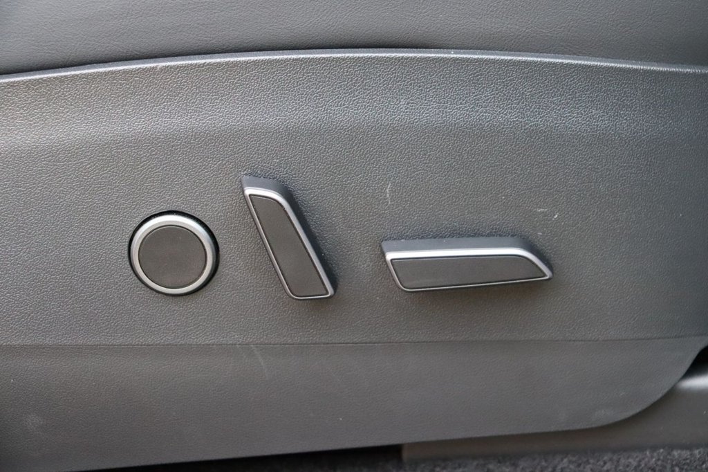 Used Tesla Model Y 2022 for sale - 77966679: Photo 17