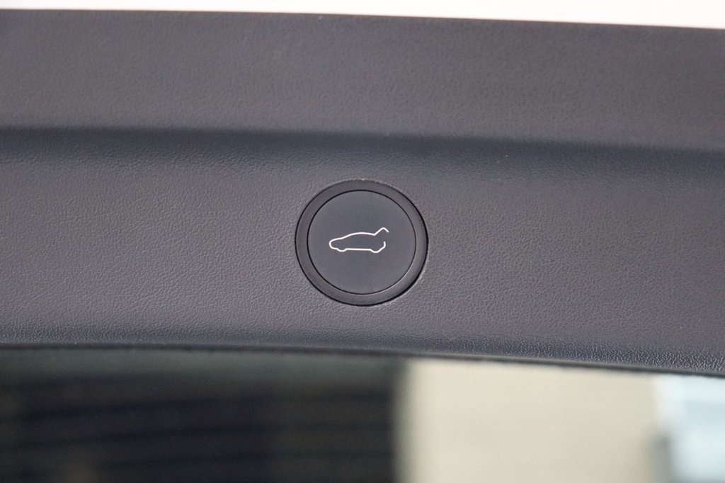 Used Tesla Model Y 2022 for sale - 77966679: Photo 19