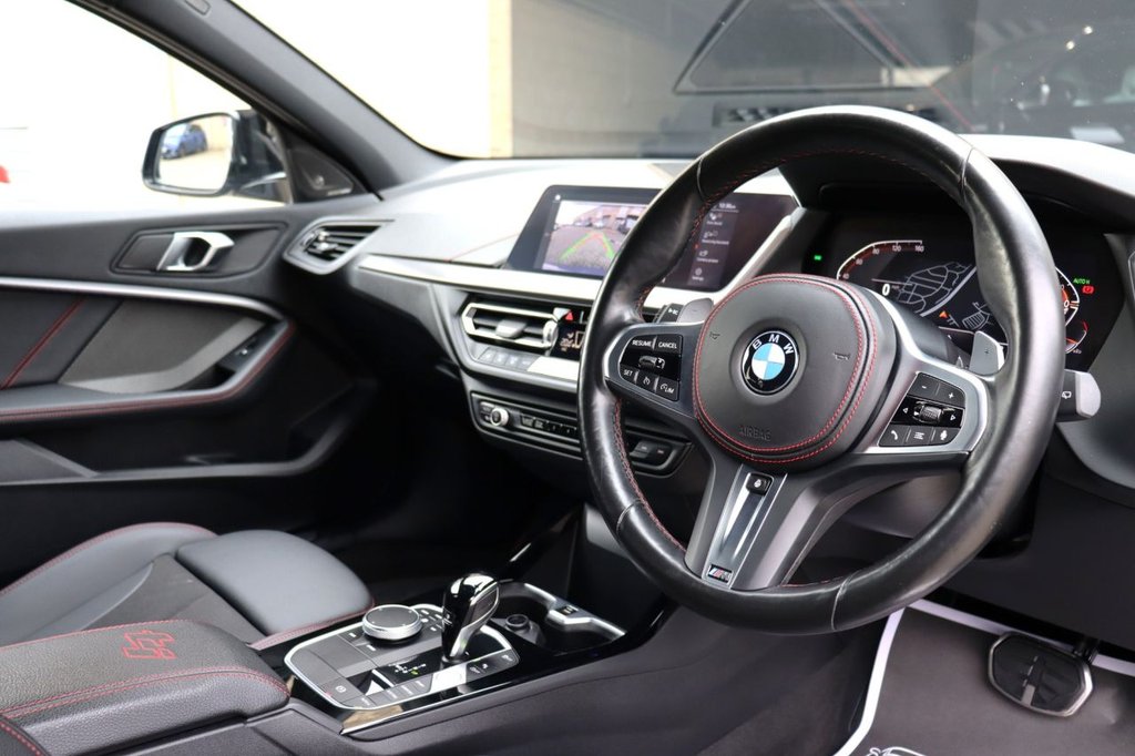 Used BMW 1 Series 2023 for sale - 76430439: Photo 2