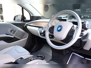 Used BMW i3 2022 for sale - 75832549: Photo