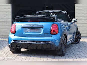 Used MINI Convertible 2024 for sale - 78995946: Photo