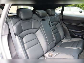 Used Porsche Taycan 2023 for sale - 78525440: Photo