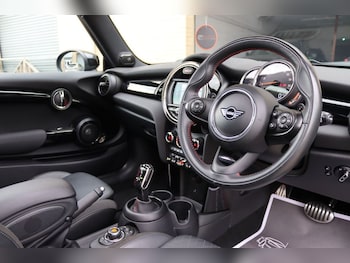 Used MINI Hatch 2020 for sale - 78924029: Photo
