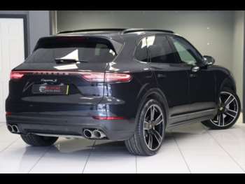 Used Porsche Cayenne 2019 for sale - 74552347: Photo