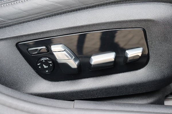 Used BMW 5 Series 2023 for sale - 76223208: Photo 17
