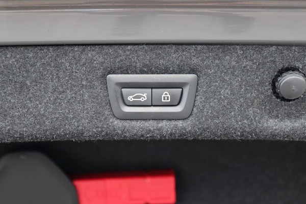 Used BMW 5 Series 2023 for sale - 76223208: Photo 23