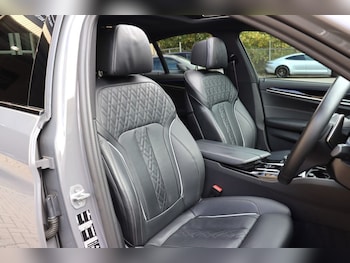 Used BMW 5 Series 2023 for sale - 76223208: Photo 4
