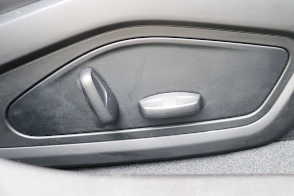 Used Porsche Taycan 2023 for sale - 75359574: Photo 17