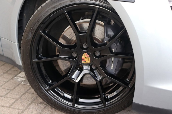 Used Porsche Taycan 2023 for sale - 75359574: Photo 22
