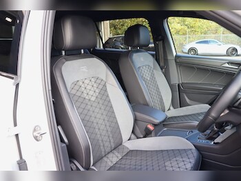 Used Volkswagen Tiguan Allspace 2022 for sale - 76105500: Photo