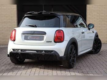 Used MINI Hatch 2022 for sale - 77971581: Photo
