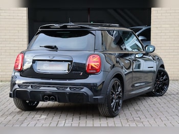 Used MINI Hatch 2023 for sale - 77631686: Photo
