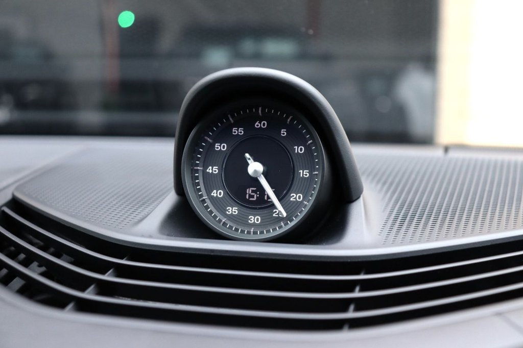 Used Porsche Taycan 2022 for sale - 77463983: Photo 26