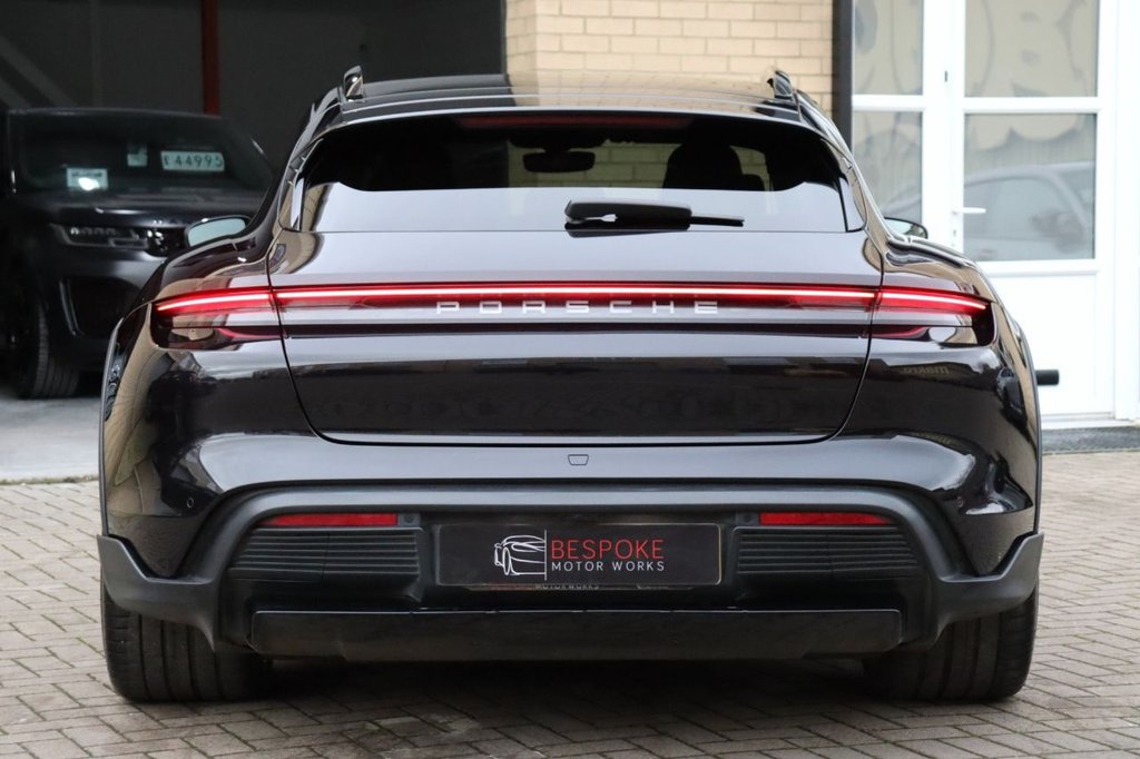 Used Porsche Taycan 2022 for sale - 77463983: Photo 31