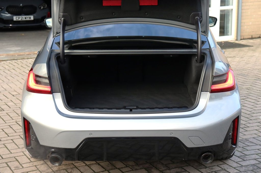 Used BMW 3 Series 2024 for sale - 76496538: Photo 23