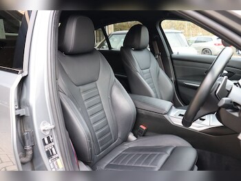 Used BMW 3 Series 2024 for sale - 76496538: Photo