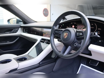 Used Porsche Taycan 2023 for sale - 78805654: Photo