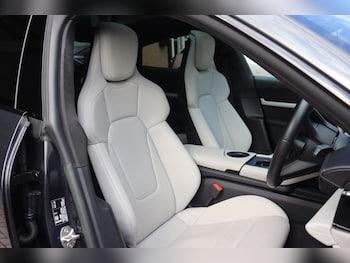 Used Porsche Taycan 2023 for sale - 78805654: Photo