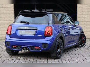 Used MINI Hatch 2020 for sale - 77171905: Photo