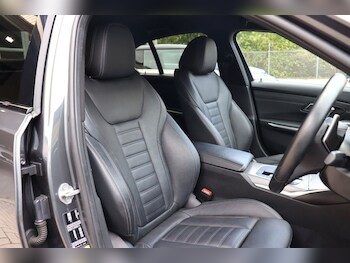 Used BMW 3 Series 2021 for sale - 75877070: Photo