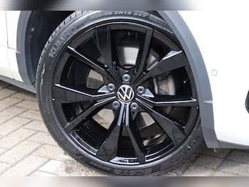 Used Volkswagen T-Roc 2023 for sale - 78525285: Photo