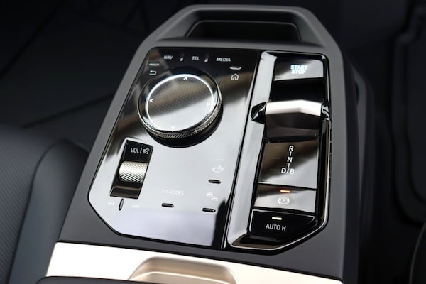 Used BMW iX 2024 for sale - 73939597: Photo 16