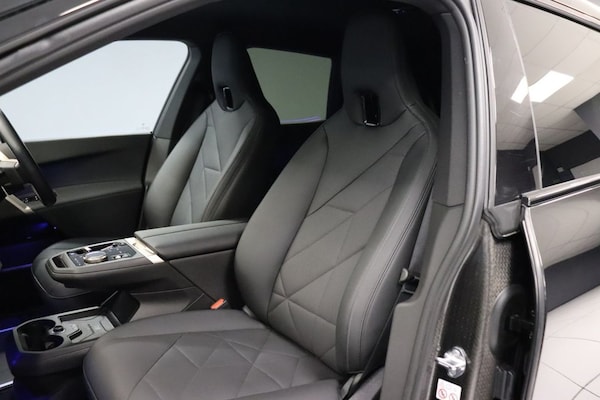 Used BMW iX 2024 for sale - 73939597: Photo 43