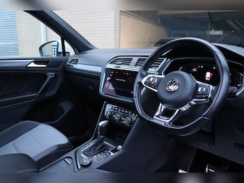 Used Volkswagen Tiguan 2019 for sale - 76923166: Photo