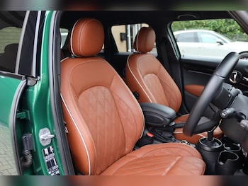 Used MINI Hatch 2023 for sale - 79046062: Photo