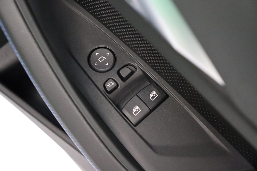 Used BMW 4 Series 2024 for sale - 78110926: Photo 17