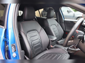 Used Ford Focus 2023 for sale - 78828504: Photo