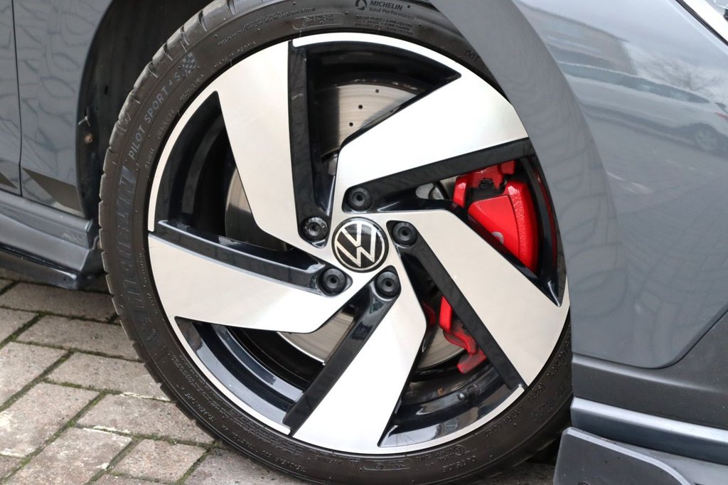 Used Volkswagen Golf 2021 for sale - 76783804: Photo 32