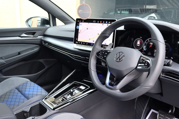 Used Volkswagen Golf 2025 for sale - 73739770: Photo 2