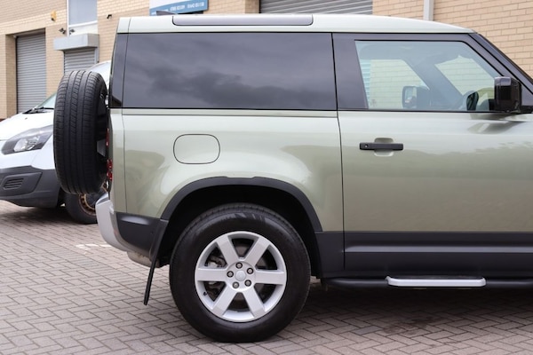 Used Land Rover Defender 2023 for sale - 74807271: Photo 19