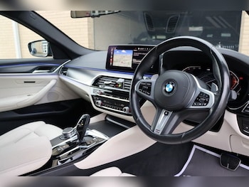 Used BMW 5 Series 2022 for sale - 76698469: Photo