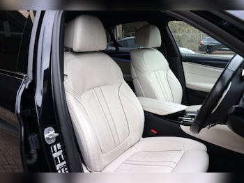 Used BMW 5 Series 2022 for sale - 76698469: Photo