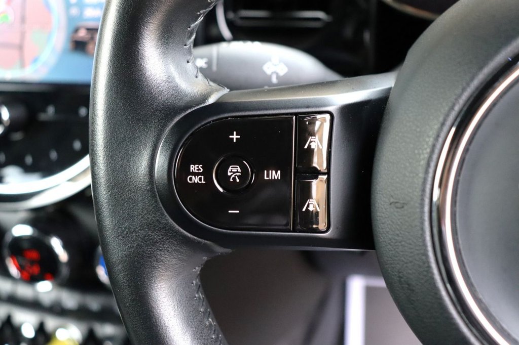 Used MINI Electric Hatch 2021 for sale - 76570597: Photo 16