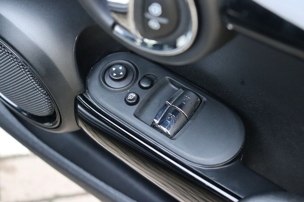 Used MINI Electric Hatch 2021 for sale - 76570597: Photo 18