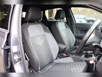 Used Volkswagen Polo 2023 for sale - 77422340: Photo