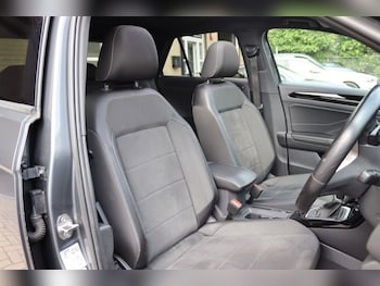 Used Volkswagen T-Roc 2022 for sale - 78828683: Photo