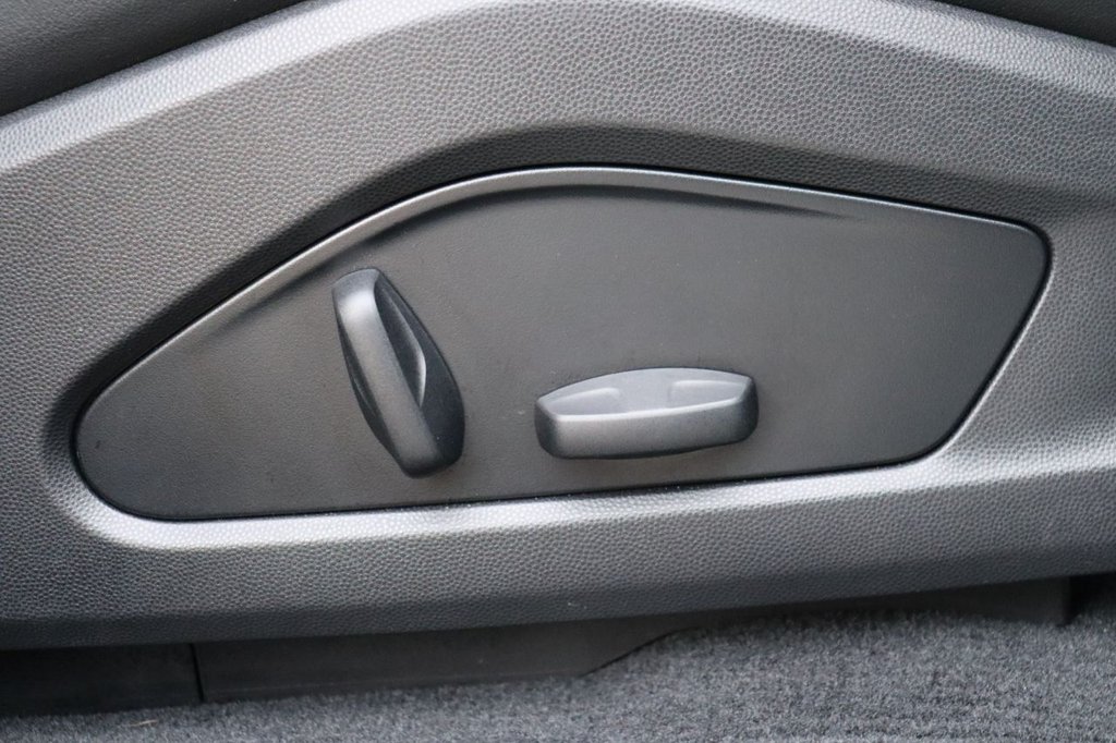 Used Porsche Macan 2025 for sale - 77408673: Photo 19