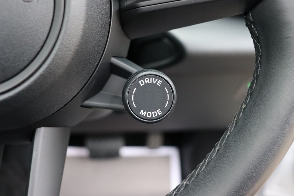 Used Porsche Macan 2025 for sale - 77408673: Photo 22