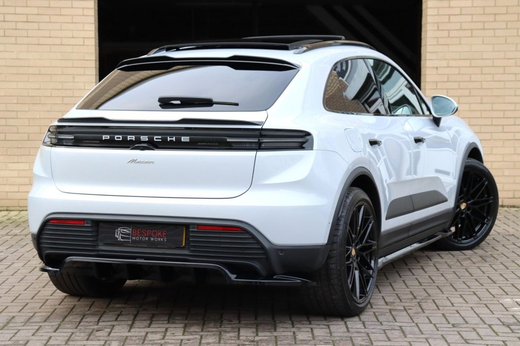 Used Porsche Macan 2025 for sale - 77408673: Photo 3