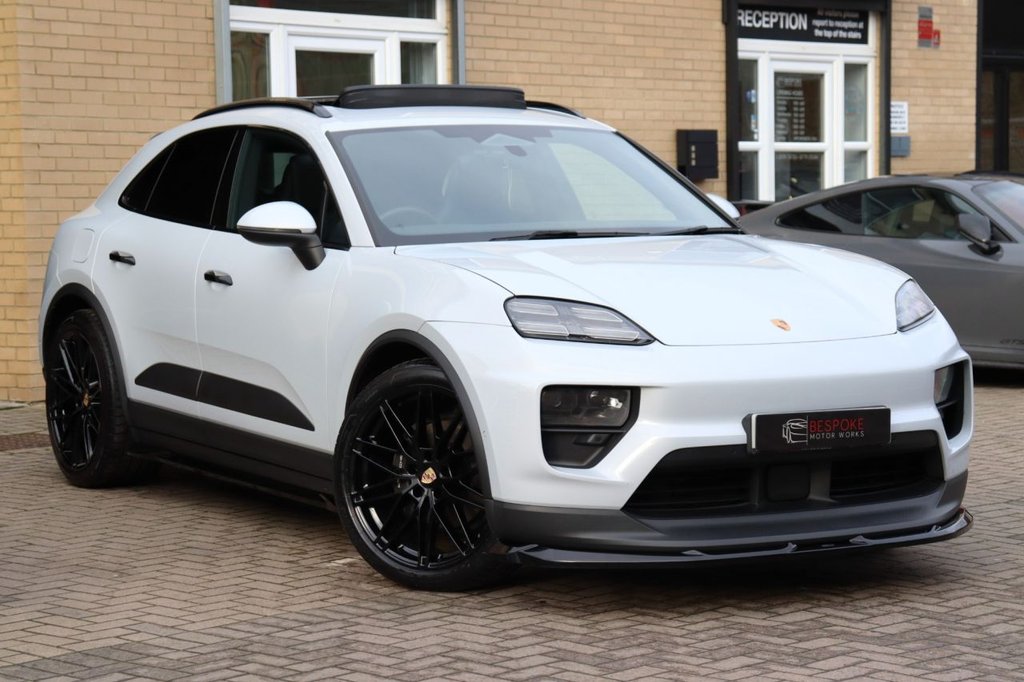 Used Porsche Macan 2025 for sale - 77408673: Photo 31