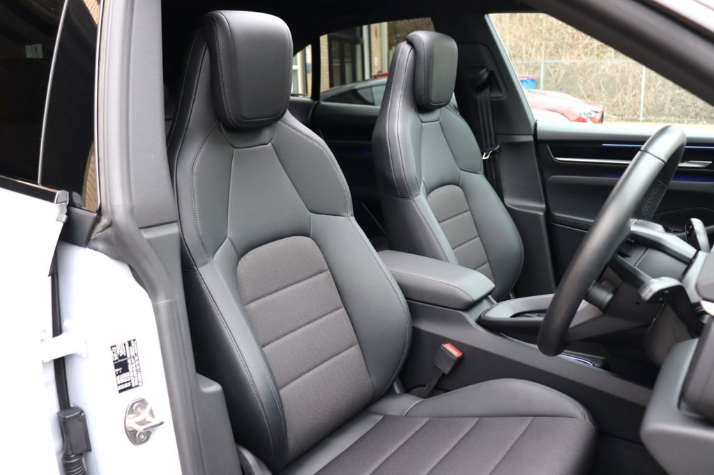 Used Porsche Macan 2025 for sale - 77408673: Photo 4