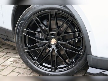 Used Porsche Macan 2025 for sale - 77408673: Photo